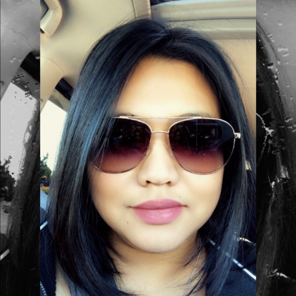 Meet your Posher, Jhoanne - Picture 1 of 1